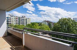 Wohnung kaufen in Ludwig-Thoma-Str. 1, 82008 Unterhaching, Unterhaching - ***Heike Borchers Immobilien***Gemütliche 2-Zimmer-Wohnung mit himmlischer Aussicht***