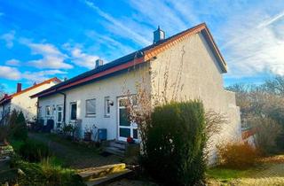 Wohnung kaufen in 99097 Waltersleben, Erfurt Südrand, freie 2 Zimmerwohnung mit Dachbalkon