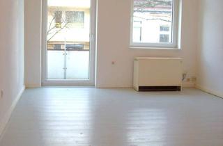 Wohnung kaufen in Walkenrieder Straße 18, 12347 Britz, Kapitalanlage in Neukölln: Charmante 2-Zi-Whg mit Balkon, Dielen, Wannenbad, und Garagenbox!