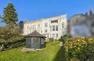 Wohnung kaufen in 23552 Innenstadt, Lübeck: Einzigartige Souterrainwohnung am Mühlenteich – Leben, wo Geschichte auf Wasser trifft