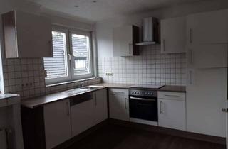 Wohnung mieten in 46446 Emmerich, Günstige große Wohnung mit Balkon ! Sehr Zentral!!!