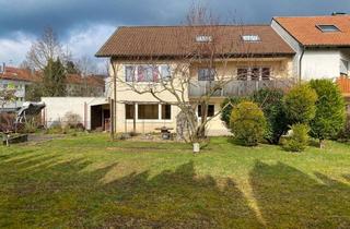 Wohnung mieten in Brunnenstraße 33, 74257 Untereisesheim, Große Zwei-Zimmer-DG-Wohnung mit Potential