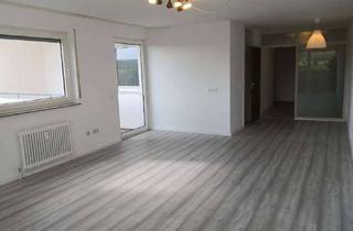 Wohnung mieten in Tilsiter Weg, 71111 Waldenbuch, Helle 3,5-Zimmer-Wohnung mit Balkon im 5. OG in Waldenbuch