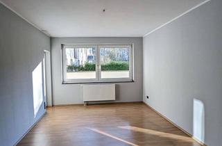 Wohnung mieten in Pellenzstraße 35, 50823 Ehrenfeld, WG-Geeignete 3-Zimmer-Wohnung mit Loggia in Köln-Ehrenfeld