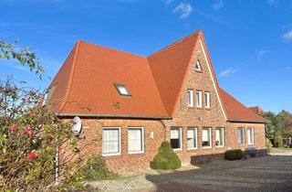Haus kaufen in 23942 Kalkhorst, Historische Haushälfte mit zwei Wohneinheiten "Ruhe, Natur und Ostseeblick inklusive"
