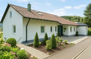 Haus kaufen in 72458 Albstadt, Sonniges und gepflegtes Wohnhaus in begehrter Randlage mit separater Wohneinheit.