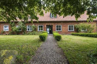 Haus kaufen in 23779 Neukirchen, Charmanter Resthof nahe der Ostsee – Tierparadies mit vier Wohneinheiten und optionalem Weideland