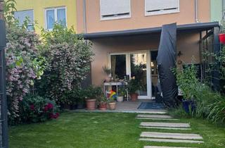 Haus mieten in 18057 Kröpeliner Tor-Vorstadt, hochwertiges Reihenmittelhaus m. Dachterrasse, Kamin, EBK, Sauna, Fußbodenheizung, Alarmanlage uvm.!