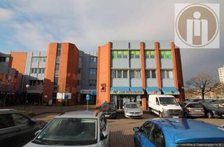 Gewerbeimmobilie kaufen in Albert-Schweitzer-Straße, 30880 Laatzen, vermietete Büro/Praxisfläche am Leine Center Laatzen, Einheit Nr. 18