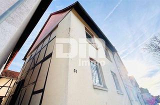 Einfamilienhaus kaufen in 37115 Duderstadt, Geplegtes Einfamilienhaus mit 2 Nebengebäuden, Garten und überdachtem Freisitz