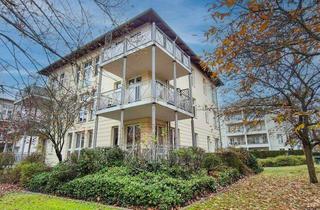 Anlageobjekt in 14467 Potsdam, Wohnen am Tiefen See – 2-Zimmer-Wohnjuwel mit Balkon & Tiefgaragenstellplatz