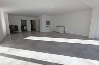 Wohnung kaufen in 83670 Bad Heilbrunn, ENERGIEEFFIZIENTER NEUBAU - GROSSZÜGIG & HELL, MIT RIESIGEM HOBBYKELLER & PRIVATEM GARTEN