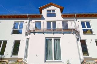 Wohnung kaufen in 83670 Bad Heilbrunn, AM FUSSE DER BERGE - MIT SONNIGEM SÜD-WEST GARTEN UND GROSSEM HOBBYKELLER