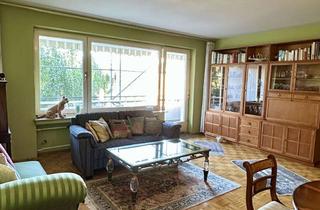 Wohnung kaufen in Karolingerstraße 1-7, 40223 Bilk, Helle 3-Zimmer Wohnung mit Sonnen-SW-Balkon im 3.OG inkl. Gäste-WC & saniertem Dach provisionsfrei