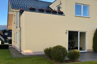 Wohnung kaufen in Ditzroder Weg 26, 57334 Bad Laasphe, Moderne Wohnung mit Terrasse und Garten in Bad Laasphe