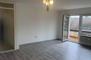 Wohnung mieten in Erikastrasse, 70327 Luginsland, Gemütliche 3-Zimmer Dachgeschosswohnung in Stuttgart-Luginsland