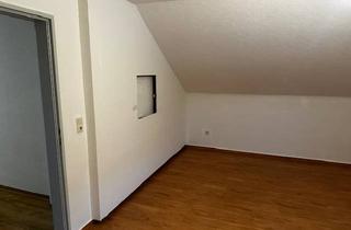 Wohnung mieten in 68307 Sandhofen, Helle 2-Zimmer Dachgeschosswohnung in Mannheim-Sandhofen