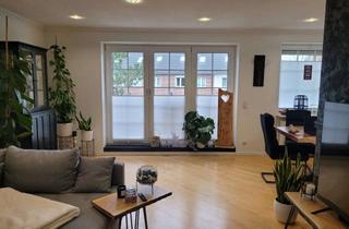 Wohnung mieten in Geschwister-Scholl-Str, 23795 Bad Segeberg, Helle 2,5-Zimmer Wohnung mit Balkon, Garten, Badewanne, Einbauküche in Bad Segeberg