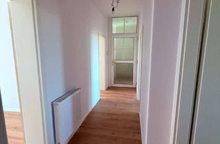 Wohnung mieten in Willi-Graf-Str. 25, 66538 Neunkirchen, Schicke 3-Zimmer Wohnung mit Balkon in Neunkirchen