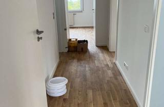 Wohnung mieten in 70193 West, Erstbezug nach Sanierung mit Einbauküche und Balkon: attraktive 3-Zimmer-Wohnung in Stuttgart