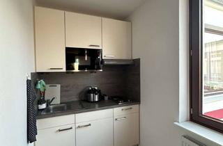 Wohnung mieten in Hohenlohestraße 40, 28209 Bürgerweide/Barkhof, 1-Zimmer Wohnung in Bremen-Bürgerweide/Barkhof