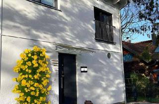 Doppelhaushälfte kaufen in 82194 Gröbenzell, Moderne neuwertige KfW 40 Plus-Niedrigenergie-Doppelhaushälfte mit Pultdach in Gröbenzell-Nord