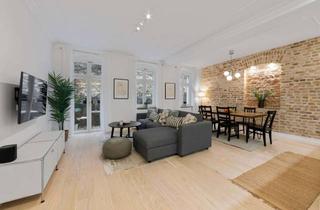 Immobilie mieten in Metzer Straße 17, 10405 Prenzlauer Berg, Luxurious, freshly renovated 4 room apartment in Prenzlauer Berg in the heart of Berlin.