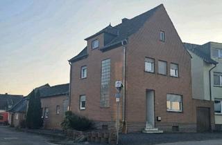 Einfamilienhaus kaufen in 52525 Heinsberg, Heinsberg - Verm. EFH mit Einliegerwohnung und Werkstattgarage in HS-Karken
