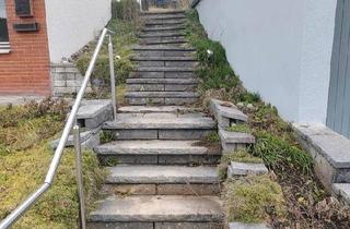 Haus kaufen in 72393 Burladingen, Burladingen - frei stehends Haus