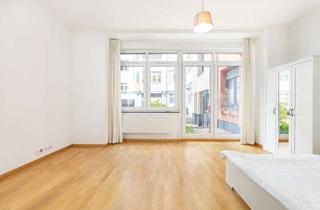Wohnung kaufen in Prenzlauer Allee 36L, 10405 Prenzlauer Berg, Zw. Wins- und Kollwitzkiez: Studio mit EBK, gemeinschaftliche Dachterrasse, ruhige Innenhoflage