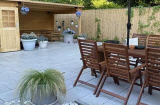 Wohnung kaufen in 44579 Castrop-Rauxel, Charmante Dachgeschosswohnung über 2 Ebenen mit Garage und Gartennutzung