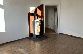 Wohnung mieten in 19386 Lübz, Große 4- Raum Wohnung mit Kamin und Garten in Lübz