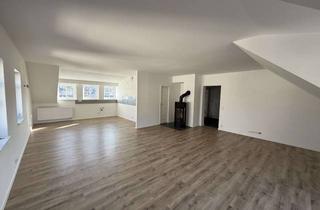 Wohnung mieten in Obere Straße 18, 09350 Lichtenstein, Top sanierte Wohnung für Familie mit großem Balkon , Garten und allem was man sich wünscht ☀️