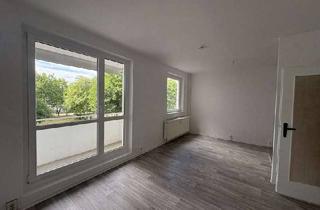 Wohnung mieten in Ernst-Barlach-Straße 38, 03046 Ströbitz, Frisch renovierte 3-Raumwohnung in Ströbitz