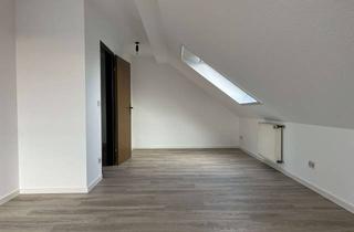 Wohnung mieten in 49176 Hilter, Gemütliche 2-Zimmer-Dachgeschosswohnung in ruhiger Lage – sofort verfügbar!