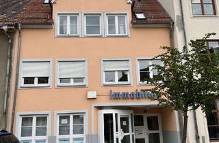 Wohnung mieten in Jacobsplatz 29, 04808 Wurzen, Großzügige 4RWE in der Wurzener Innenstadt!