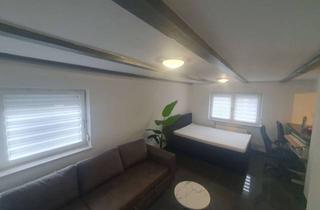 Haus kaufen in 90411 Nürnberg, Sanierte Immobilie mit Garten, Garage und Erweiterungsmöglichkeiten