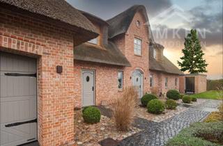 Villa kaufen in 24376 Kappeln, Ostseefjord Schlei: Hochwertige Reetdachvilla im Sylter-Stil mit eigenem Ufer-Grundstück.