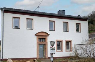 Haus mieten in Alte Bahnhofstraße, 53937 Schleiden, Kernsaniertes EFH! 7 Zimmer; 1.000 m² Grundstück; Parkettboden; Parkplätze; Schleiden-Gemünd