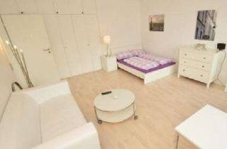 Immobilie mieten in Kaiserstr. 27, 40479 Pempelfort, Möbliertes 1,5- Zimmer Apartment mit Balkon