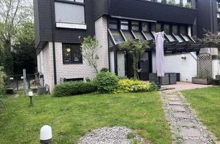 Wohnung kaufen in 40667 Meerbusch, Attraktive Maisonettewohnung mit Garten