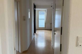 Wohnung mieten in 66538 Neunkirchen, 3-Zimmer Dachgeschosswohnung in Neunkirchen