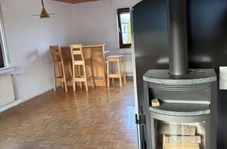 Wohnung mieten in Bunsenstr. 16, 32791 Lage, Gemütliche 2-Zimmer-Wohnung mit Kamin und Balkon