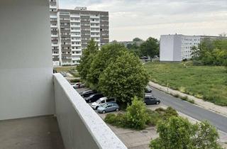 Wohnung mieten in Erich Zastrow Str. 12, 17034 Datzeberg, gemütliche 1-Raum Wohnung mit Balkon und Dusche, Senioren sind willkommen !NEU