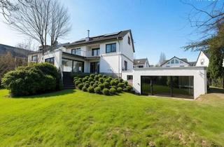 Einfamilienhaus kaufen in 51375 Schlebusch, Bezugsfrei - Traumhaftes Einfamilienhaus mit Atelier & großem Garten- luxuriös saniert in Schlebusch