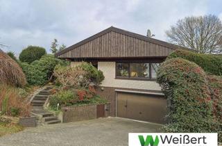 Haus kaufen in 24808 Jevenstedt, Architektenbungalow auf parkähnlichem Grundstück - 190 m² Wfl. auf 1.817 m² Grundstück mit Keller