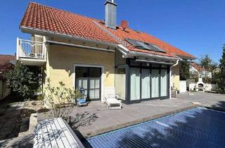 Haus kaufen in 82275 Emmering, Traumhaus für Familien - Großzügiges Wohnkonzept und sonnige Pool-Terrasse auf Erbpacht-Grundstück