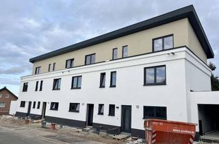 Haus mieten in Nikolausstraße 18, 53894 Mechernich, Modernes 5 Zimmer Reihenhaus mit 3 Bädern und Dachterrasse