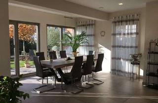 Haus mieten in 61118 Bad Vilbel, Villa close to the center of Frankfurt in a modern and luxury ambience