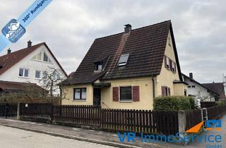 Einfamilienhaus kaufen in 91154 Roth, Ihr neues Zuhause wartet auf Sie - Wohnhaus mit Garten und Garagen in Roth!